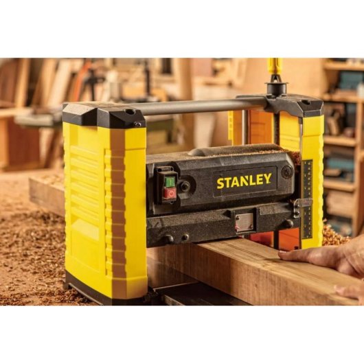 Strugarko-Grubościówka Stanley STP18-QS 1800 W