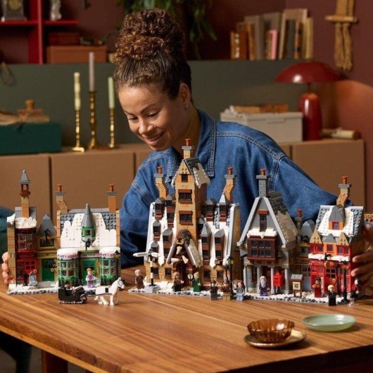 LEGO Harry Potter Aldea De Hogsmeade 76457 3228 piezas