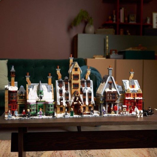 LEGO Harry Potter Aldea De Hogsmeade 76457 3228 piezas