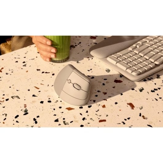 Souris Logitech Lift Ergonomique Bluetooth 4000 DPI Beige Sand