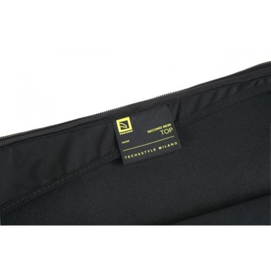 Funda Tucano Top Second Skin para MacBook Pro 16" Neopreno Negro