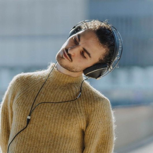 Auriculares Meze Audio 99 Classics com cabo, ligação com fio, para música, preto