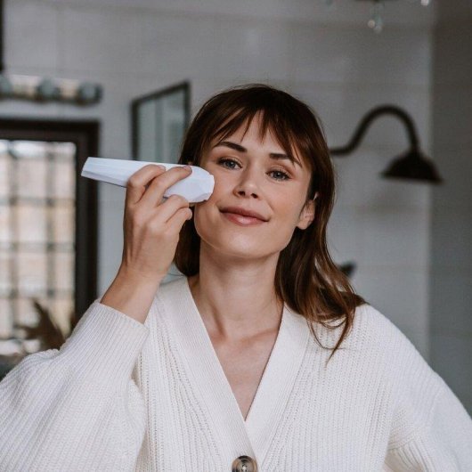 Masajeador Facial Beautifly Lumix Pro Mesoterapia Sin Agujas Radiofrecuencia Fototerapia Recargable Blanco
