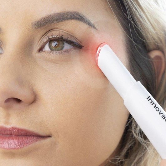 Pack Masajeador de Ojos Antiedad InnovaGoods con Fototerapia, Termoterapia y Contorno de Ojos CBD