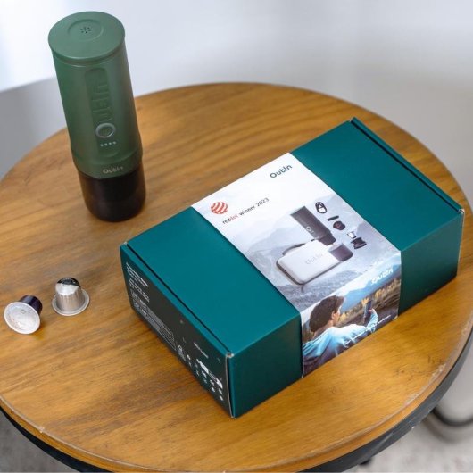 Macchina da caffè espresso portatile Outin Nano 7500 mAh 20 bar con custodia