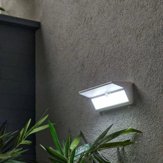 Applicazione murale Autrucker con rilevatore di movimento, resistente all'acqua IP65, luce calda