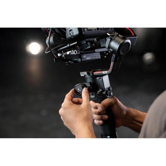 Estabilizador de cámara DJI RS 2 Manual 3 Ejes Negro 1/4" Universal 360°