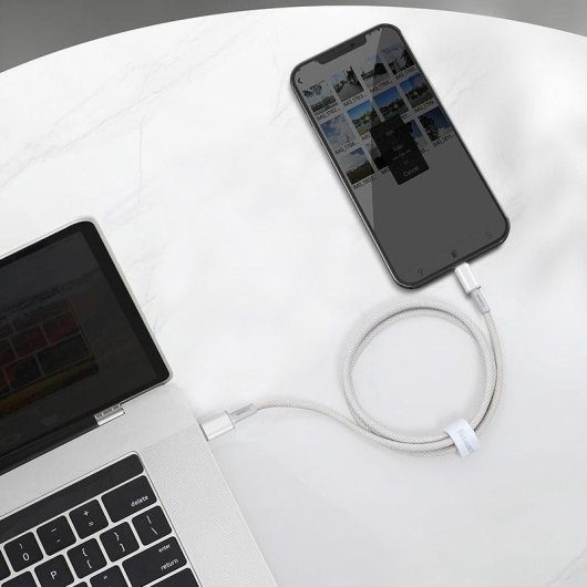 Cavo USB-C verso Lightning Baseus CATLGD-A02 2m Bianco