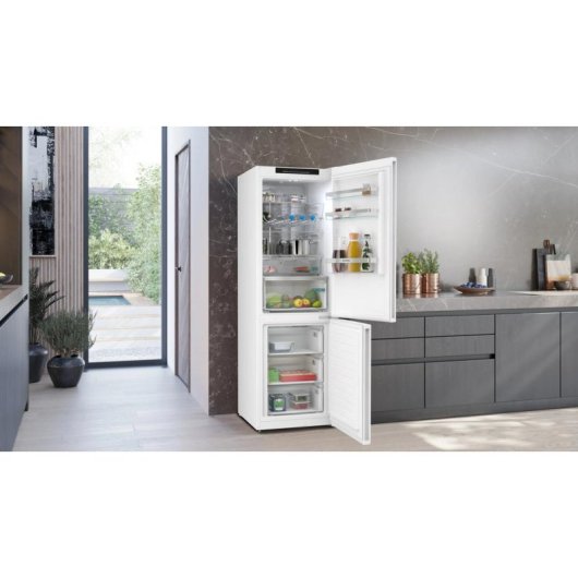 Frigorífico Combi Siemens iQ300 KG36NVWDG Total No Frost 186cm 321L D Branco