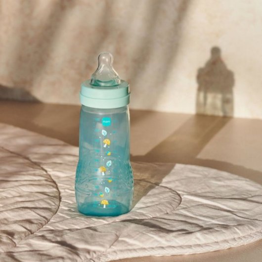 Mam Easy Active 330 Ml, Pack De 2 Botellas Ice + Pearl, Tétine Skinsoft™ Débit X, Silicona Ultra Suave Y Cuelo Ancho, Desde 6 Meses
