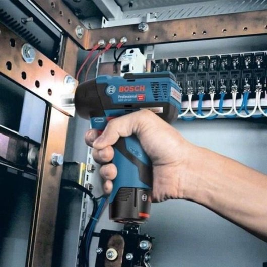 Bosch Professional Gds 12v-115 Atornillador De Impacto 12 V Brushless, 115 Nm, Carraca 3/8”, 2 Velocidades Powercontrol Y Led, Kit Con 2 Baterías 3,0 Ah Y L-boxx