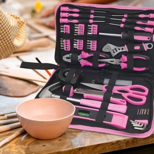 Juego De Herramientas Fieldmann Fdg 5016-71r 71 Piezas Rosa Con Caja De Nailon Con Cierre Cremallera Y Organización Elástica