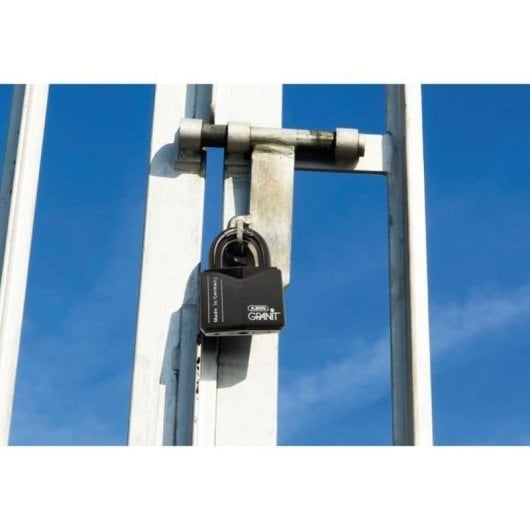 Candado De Alta Seguridad Abus Granit Plus 63 Mm, Cuerpo De Acero Cementado, Grillete De Acero Endurecido, Cilindro De Disco Abus Plus, Acabado Negro Pvc, Antirrobo Din En 12320
