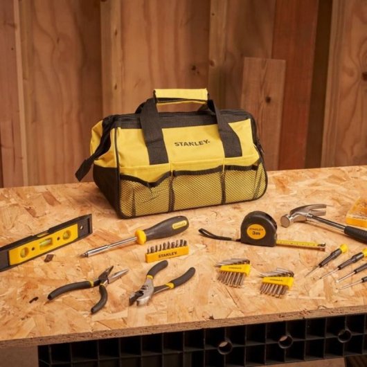 Kit d’outils Stanley STMT0-74101 38 pièces avec sac souple