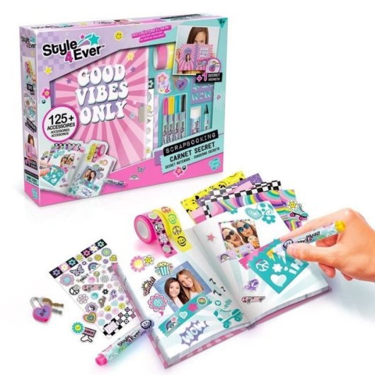 Canal Toys Style 4ever Secret Scrapbooking Journal Con Cadenas Y Llaves, Kit De Pegatinas, Washi Tapes, Rotuladores, Plantillas Y Papeles Decorativos