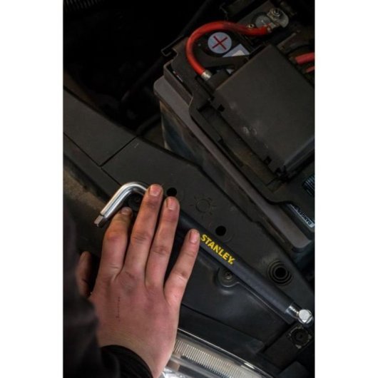 Stanley Llave De Vaciado Stht80879-0 Con Puntas En L 8 Mm Y 10 Mm, Acero Cromado Y Empuñadura Antideslizante