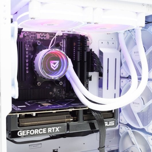 PcCom Cosmos AMD Ryzen 7 5800X / 32GB / 1TB SSD / RTX 5070 / Windows 11 Home