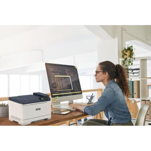 Impresora Láser Wi-Fi Xerox C320 A4 Color Dúplex con 2 Bandejas y 33 ppm