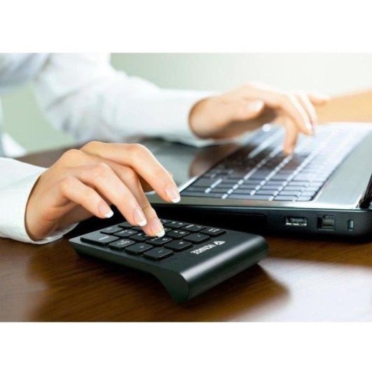 Teclado Yenkee YKB 4020 inalámbrico compacto con adaptador USB-C y pila AAA