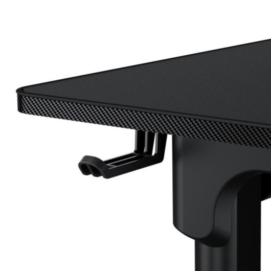 Mesa Gaming Cougar 160cm Fibra de carbono Ajuste eléctrico Negro