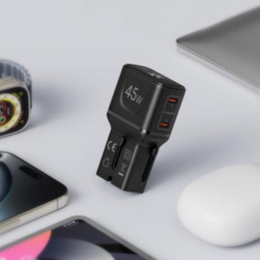 Ladegerät Celly MULTIPLUGSL45W 45W USB-C und USB-A Schnellladung Schwarz