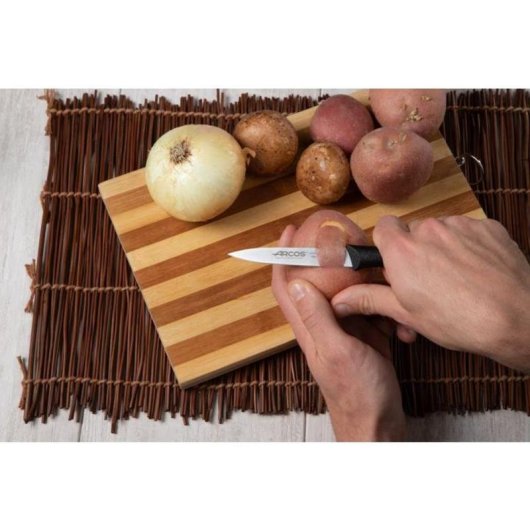 Cuchillo para cortar verduras Arcos Nova 10 cm negro