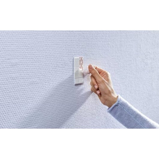 Gancho adhesivo Tesa para paredes pintadas y yeso 2 kg Blanco