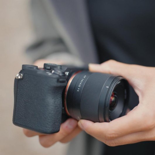 Objectif VILTROX 14mm F4.0 Air Autofocus Monture Sony E Noir