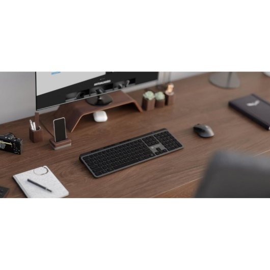 Teclado Natec Medusa inalámbrico estándar US con 21 teclas multimedia y Bluetooth 5.1