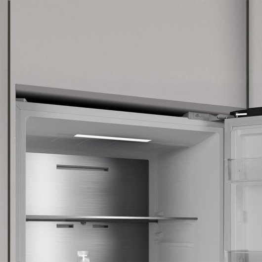Frigorífico Combi Teka Total No Frost 186cm 330L E Blanco
