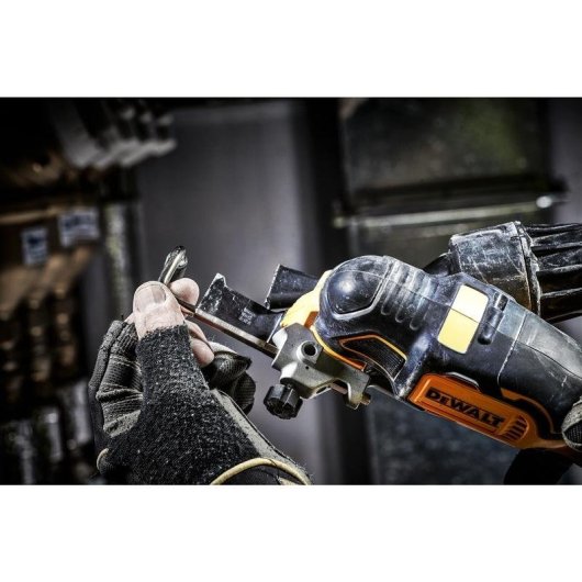 Multiherramienta oscilante DeWALT DCS356N-XJ 18V Sin escobillas 20000 OPM