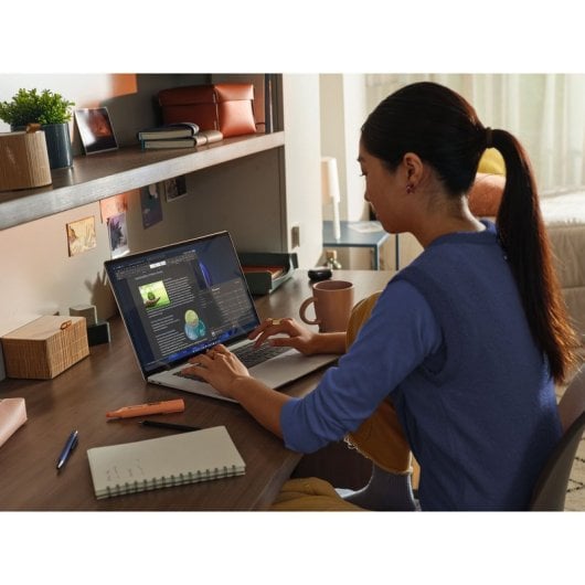Portátil HP OmniBook 5 16-bf0009ns 16" Snapdragon X Plus X1P-42-100 32GB 1TB SSD Adreno GPU Windows 11 Home