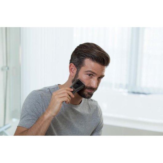 Haarschneider Panasonic ER-EGB62S503 Kabellos 39 Schnittlängen 50min 3 Aufsätze Nass und Trocken