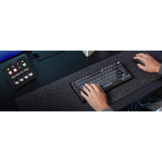 Teclado Corsair K65 Plus Wireless compacto 75% com switches MLX Fusion e RGB