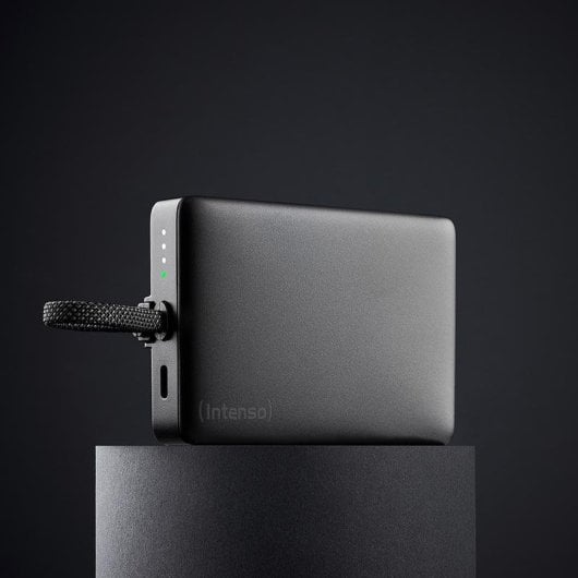 Powerbank Intenso MC10000 avec câble USB-C intégré 10.000 mAh 20W
