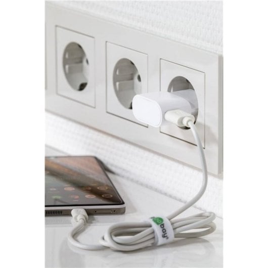 Carregador USB-A Goobay 44948 Preto 100-240V Universal Interior