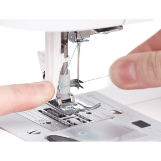 Machine à coudre Singer Fashion Mate 3333 automatique blanche 23 programmes