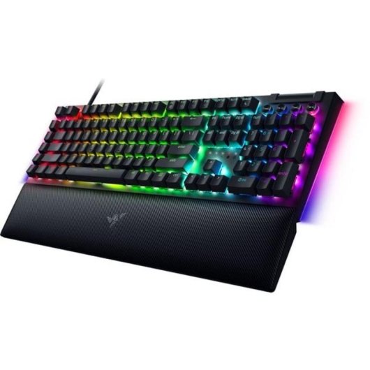 Teclado Razer BlackWidow V4 mecânico com switches verdes e RGB alemão