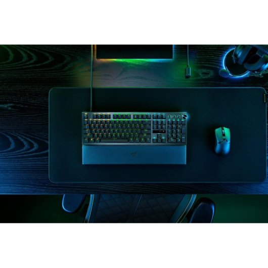 Teclado Razer Huntsman V3 Pro Óptico com Fio QWERTZ RGB e Descanso de Pulso