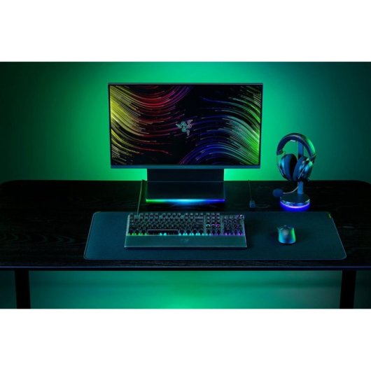 Teclado Razer Huntsman V3 Pro Óptico com Fio QWERTZ RGB e Descanso de Pulso