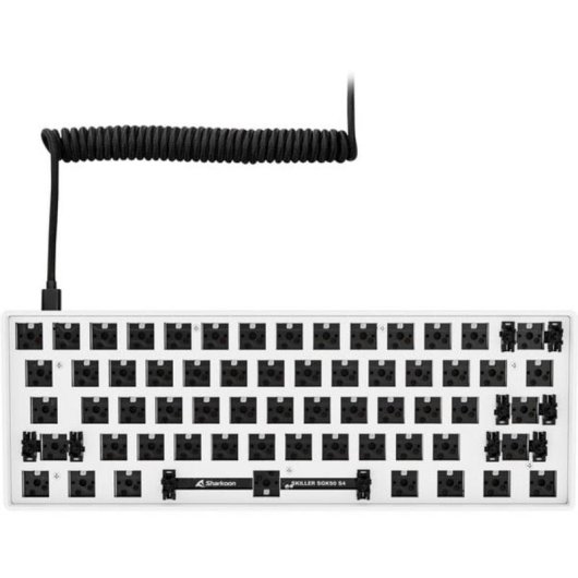 Teclado Sharkoon SKILLER SGK50 S4 compacto 60% RGB Hot-Swap branco