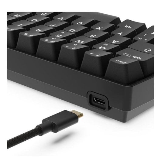 Teclado Sharkoon SKILLER SGK50 S4 Gen2 mecánico compacto con switches Gateron Yellow y RGB alemán