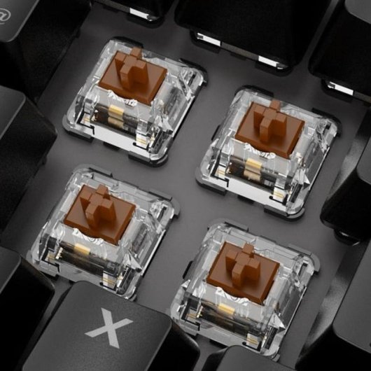 Teclado Sharkoon SKILLER SGK20 mecânico com switches Huano Brown e RGB