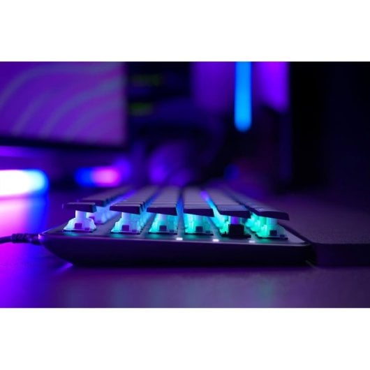 Teclado Turtle Beach Vulcan II TKL Pro magnético compacto con switches magnéticos y RGB AZERTY alemán