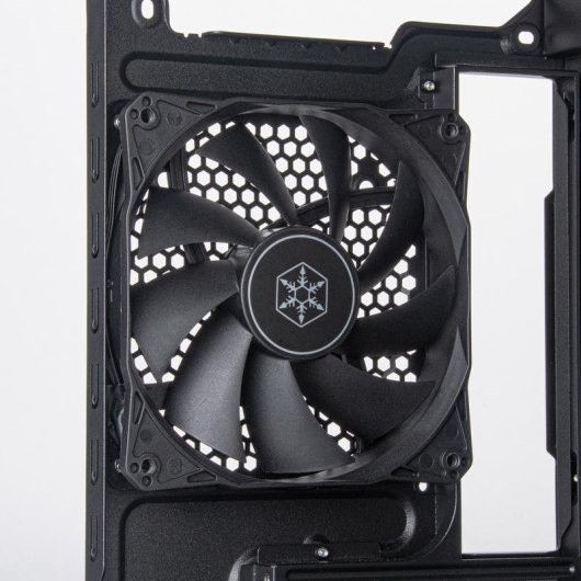 Caja PC Silverstone FARA 311 Micro-ATX Negra con Panel Frontal en Malla