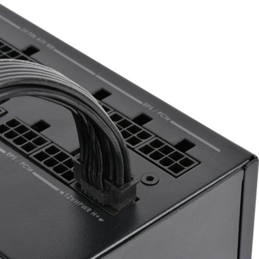 Source d'alimentation SilverStone HELA 850R Platinum 850W 80 PLUS Platinum modulaire