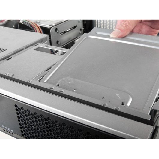 Servidor Chenbro RM24100 chasis 2U 430x457x88 mm 6,9 kg metal USB 3.2 Gen 1