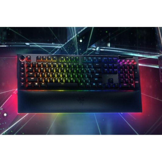 Teclado Razer BlackWidow V4 Pro mecânico switches Yellow RGB QWERTZ alemão