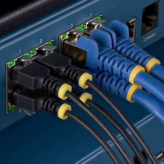Netzwerkkabel Cat6a StarTech 3m ultraflach UTP schwarz