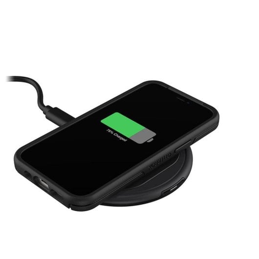 Funda para móvil OtterBox Symmetry Cover Policarbonato Negra Antimicrobiana para iPhone 12/12 Pro